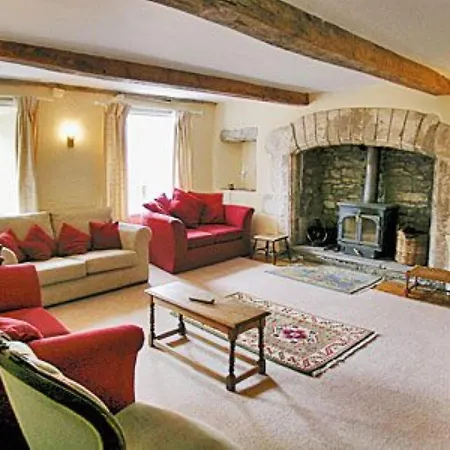 بيت للعطل The Old Hall *